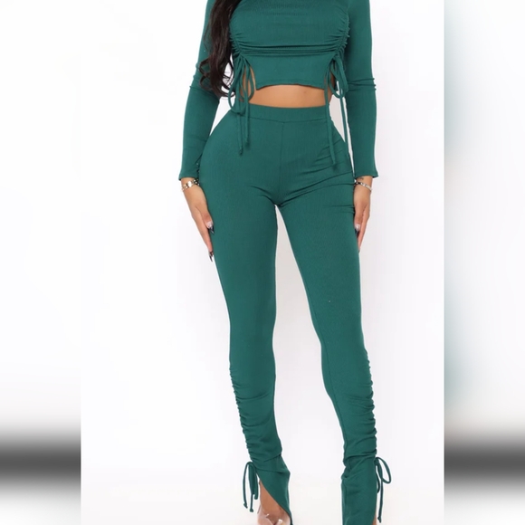 Pant set - Picture 2 of 2